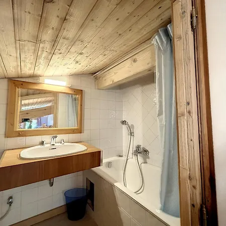 Superbe 3 Pieces Avec Balcons En Plein Coeur De - Parking, Wifi, Lave-linge - Fr-1-560-106 Apartment *